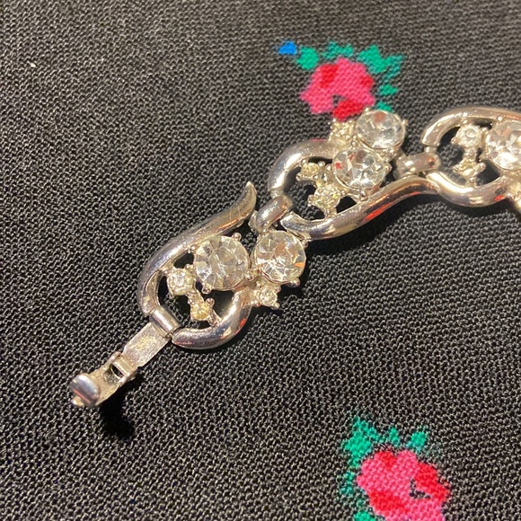 Vintage rhinestone bracelet - Picture 3 of 11